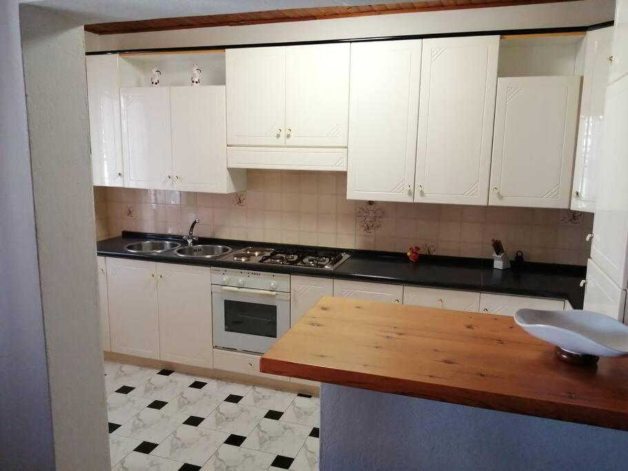 Casa Carlo Apartment เกีย ภายนอก รูปภาพ